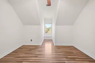 25 Lovegrass Ln, Sunset Valley, TX 78745 - Photo 26