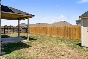 101 Redwood Dr, Kyle, TX 78640 - Photo 32