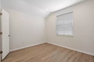 101 Redwood Dr, Kyle, TX 78640 - Photo 28
