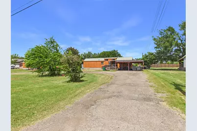 200 N Mustang Avenue, Cedar Park, TX 78613 - Photo 6
