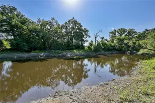 681 Co Rd 474, Elgin, TX 78621 - Photo 26