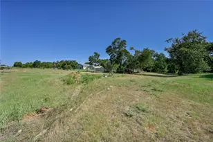 681 Co Rd 474, Elgin, TX 78621 - Photo 34