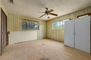 681 Co Rd 474, Elgin, TX 78621 - Photo 12