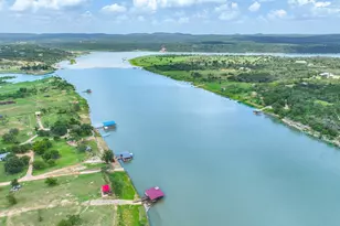 481 Chimney Cove Dr, Marble Falls, TX 78654 - Photo 6