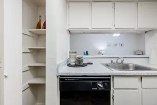 3600 Greystone Dr, Austin, TX 78731 - Photo 6