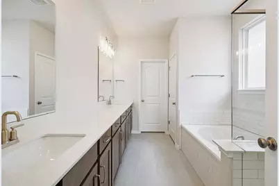 127 Arlington Park Loop, Hutto, TX 78634 - Photo 20