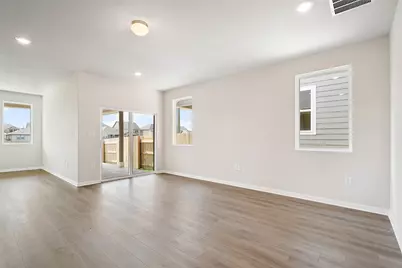 127 Arlington Park Loop, Hutto, TX 78634 - Photo 12