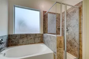 7112 Ondantra Bnd, Austin, TX 78744 - Photo 12