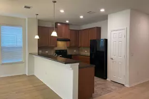 7112 Ondantra Bnd, Austin, TX 78744 - Photo 4