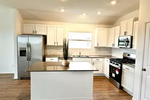 162 Agua Azul Bnd, Kyle, TX 78640 - Photo 6