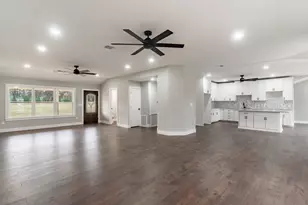 788 Fm 2571, Smithville, TX 78957 - Photo 6