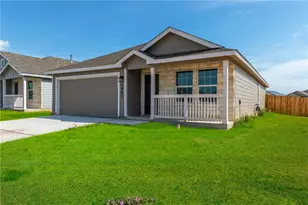 2867 Rosefinch St, New Braunfels, TX 78130 - Photo 2