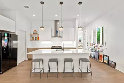 1404 E M Franklin Avenue #1, Austin, TX 78721 - Photo 6