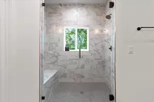 1404 E M. Franklin Ave, Austin, TX 78721 - Photo 18