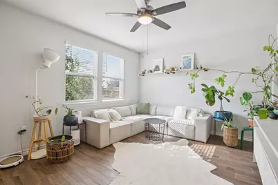 1913 Jacey Way, Austin, TX 78725 - Photo 2