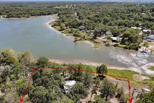 131 Moccasin Bend Dr, Smithville, TX 78957 - Photo 6