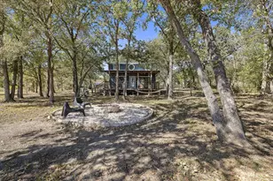 131 Moccasin Bend Dr, Smithville, TX 78957 - Photo 2