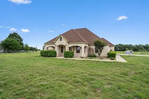 130 Cotton Rows Ln, Taylor, TX 76574 - Photo 4