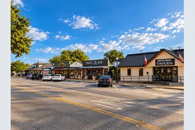 303 E Austin Avenue, Round Rock, TX 78664 - Photo 20