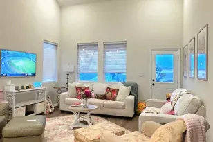 221 Travis Ln, Liberty Hill, TX 78642 - Photo 10