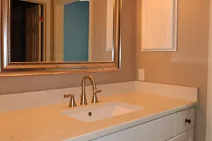 2210 Pearl St, Austin, TX 78705 - Photo 10