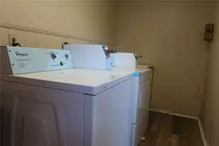 2210 Pearl St, Austin, TX 78705 - Photo 22