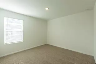 104 Las Lomas Dr, San Marcos, TX 78666 - Photo 12