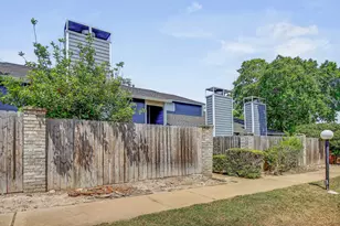 1010 Rundberg Ln, Austin, TX 78758 - Photo 16