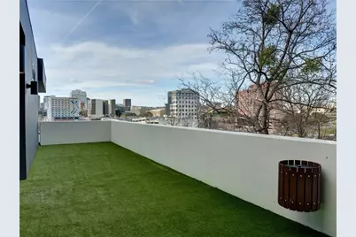 800 Embassy Drive #323, Austin, TX 78702 - Photo 16