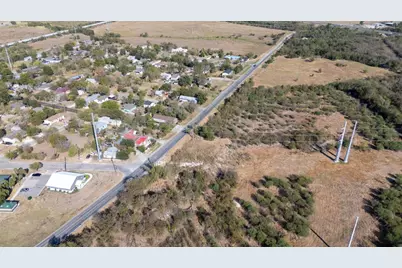 1104 E Martin Luther King Jr Boulevard, Taylor, TX 76574 - Photo 6