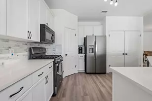 12716 Withers Way, Austin, TX 78727 - Photo 8