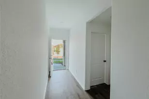 603 Waterway Ave, Hutto, TX 78634 - Photo 24