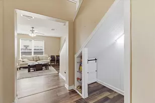 359 Bloomsbury Dr, Kyle, TX 78640 - Photo 4