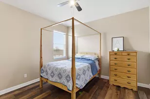 359 Bloomsbury Dr, Kyle, TX 78640 - Photo 16