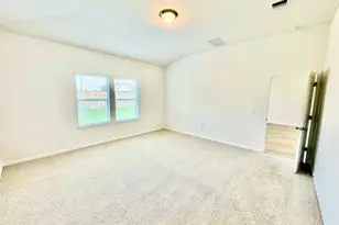 12508 St Thomas Dr, Del Valle, TX 78617 - Photo 8