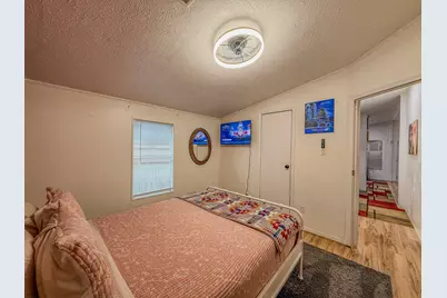 2015 Holly Street, Austin, TX 78702 - Photo 12