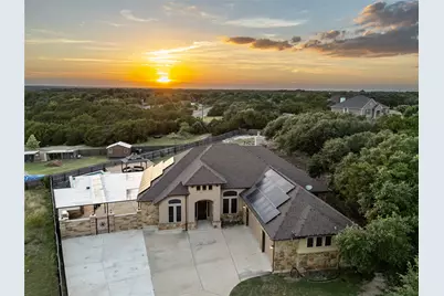 321 Sarahs Lane, Liberty Hill, TX 78642 - Photo 30