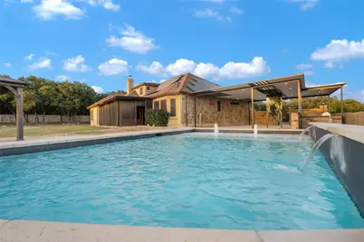 321 Sarahs Lane, Liberty Hill, TX 78642 - Photo 24