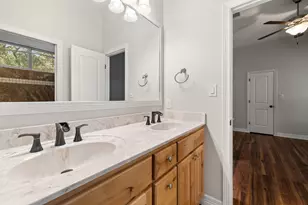 321 Sarahs Ln, Liberty Hill, TX 78642 - Photo 20