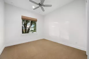 4221 Tamerind Dr, Austin, TX 78738 - Photo 20
