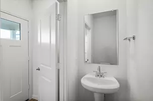 2536 Violet Theo Ln, Round Rock, TX 78665 - Photo 20