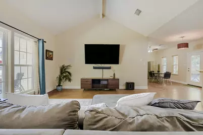 115 Mokulua Lane, Bastrop, TX 78602 - Photo 6