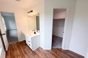 5406 S Hearsey Dr, Austin, TX 78744 - Photo 14