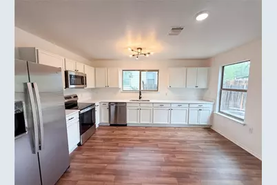5406 S Hearsey Drive, Austin, TX 78744 - Photo 8