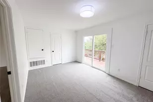 5406 S Hearsey Dr, Austin, TX 78744 - Photo 10