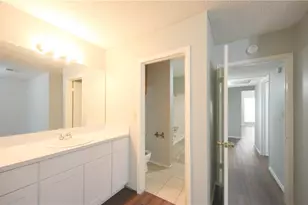 1013 Fieldwood Dr, Austin, TX 78758 - Photo 18