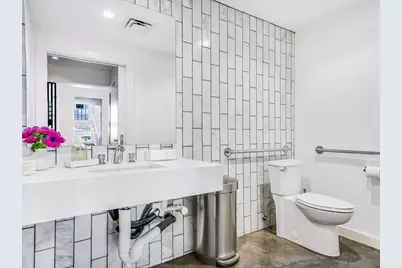 1005 W 41st Street #1, Austin, TX 78756 - Photo 14