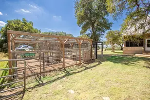 2010 Co Rd 233, Florence, TX 76527 - Photo 14