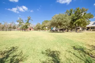 2010 Co Rd 233, Florence, TX 76527 - Photo 36