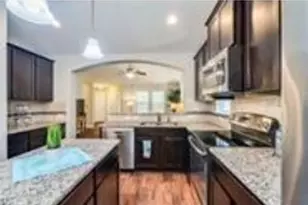 18416 Friendship Hill Dr, Pflugerville, TX 78660 - Photo 2
